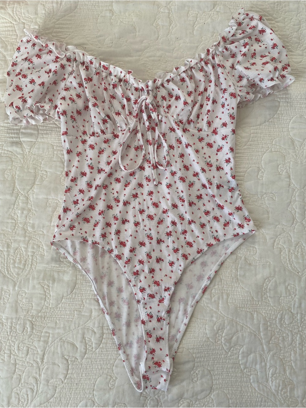 SHEIN White Ribbed Off-Shoulder Bodysuit with Pink Floral Print